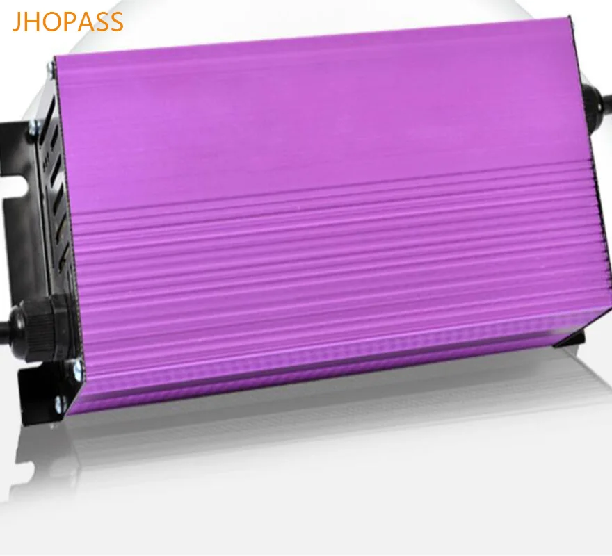 

Fast smart charger 16S 67.2V 8A ternary lithium battery charger input voltage 220V LED display for electric tricycles/ele