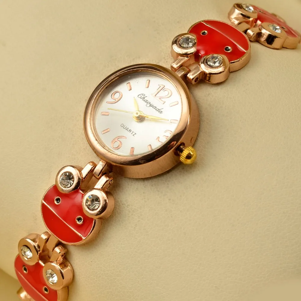 2021 New Fashion Slim Women Bracelet watches Lady Luxury Brand new Quartz wristwatch women skeleton sexy watch