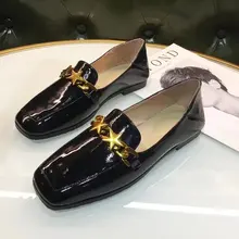 Цепочки Gold Star обувь на плоской подошве женские лоферы Лакированная кожа snakers Повседневное Zapatos Mujer модные офисные туфли без застежки обувь для вождения Tenis
