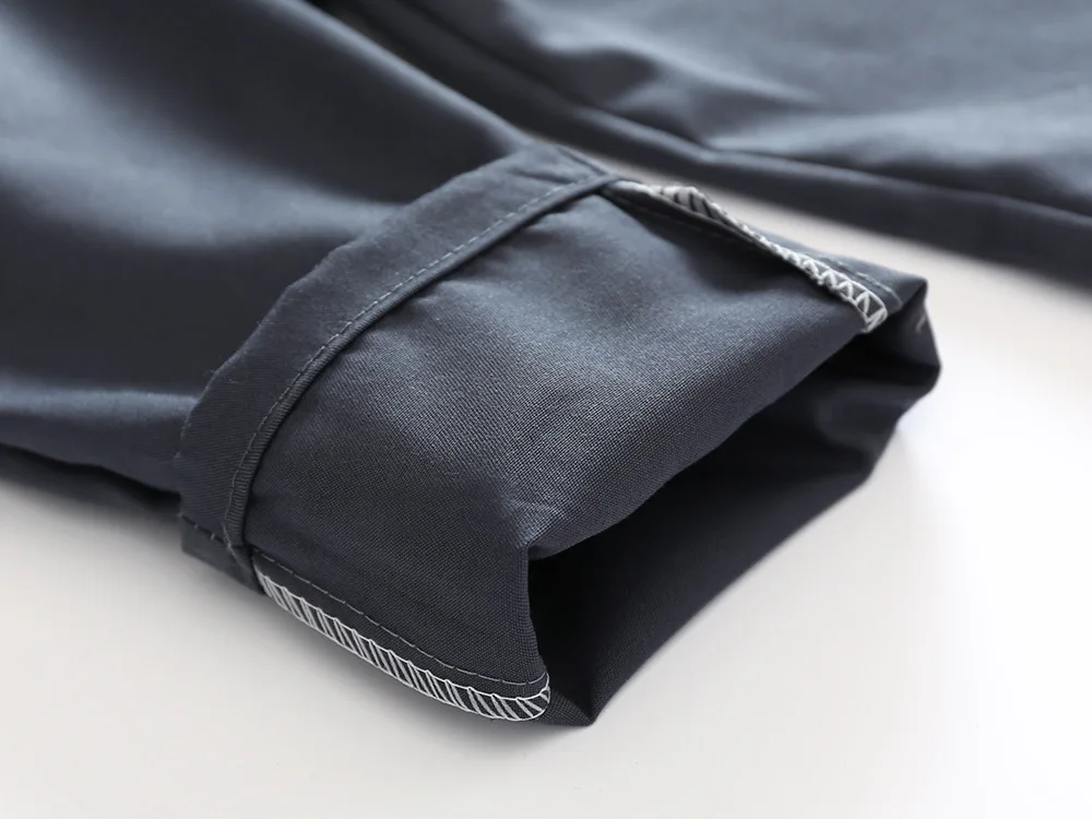 6778085677_457880003