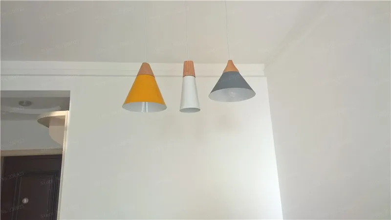  (4)