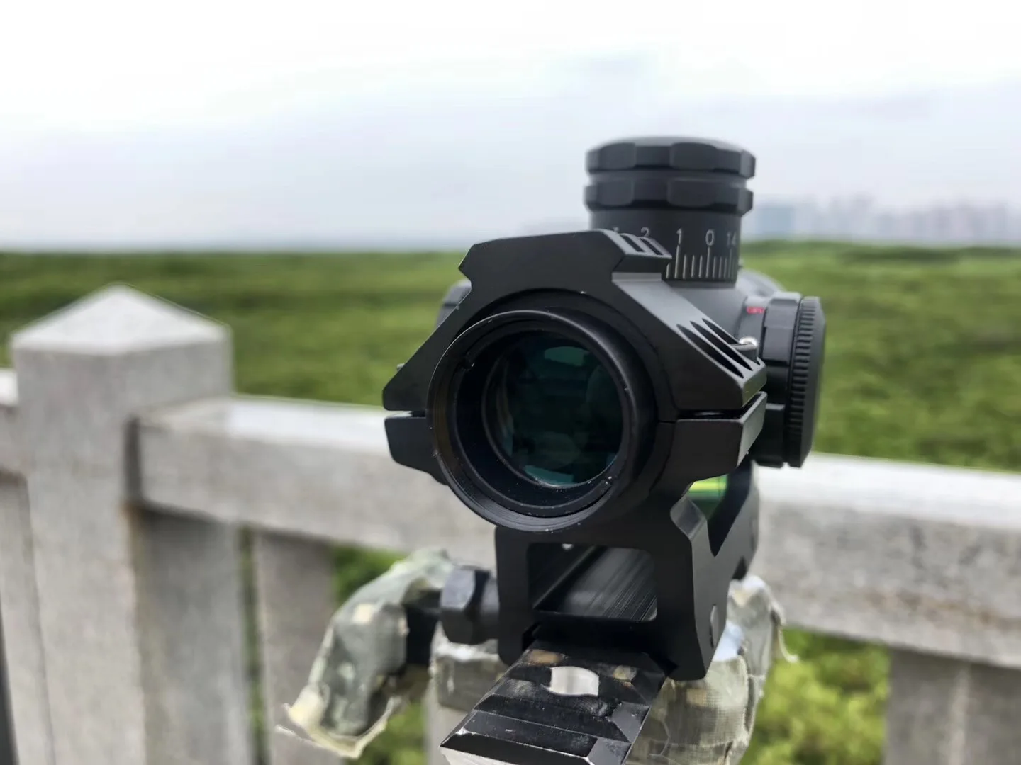 Охотничий оптический прицел 2-8x20IR Riflescope Регулируемый зеленый красный точечный охотничий светильник тактический прицел оптический прицел