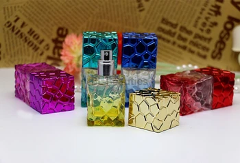 

50pcs 20ml 30ml Water Cube Design Travel Portable Perfume Bottle Atomization Spray Glass Filling Bottle Sprayer Empty Bottle