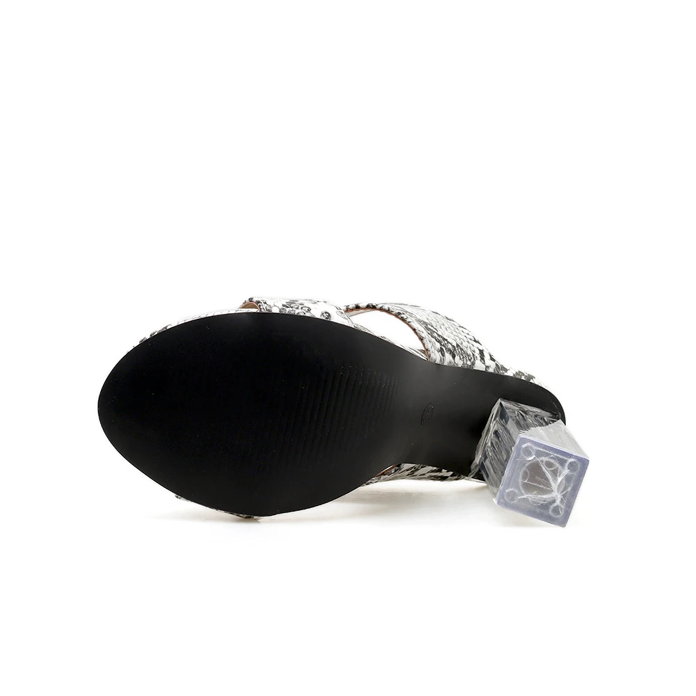 3F8A9306