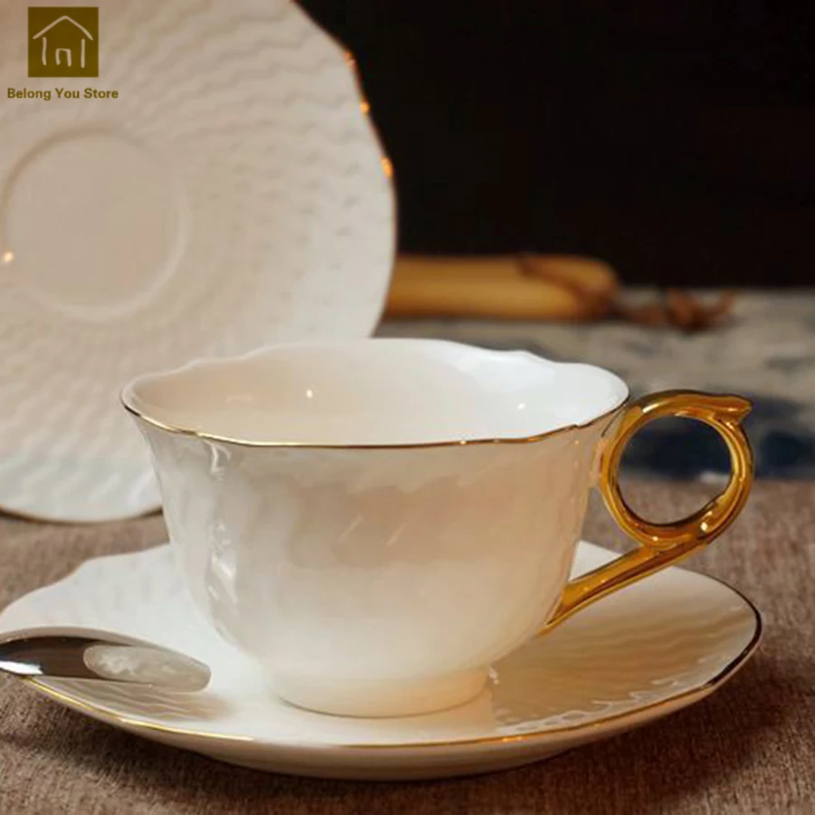 Фарфор, чайная и кофейная чашка, чайные чашки и блюдца, фарфоровые керамические медные Роскошные чашки для завтрака, набор кофейных чашек Vaso WKD086