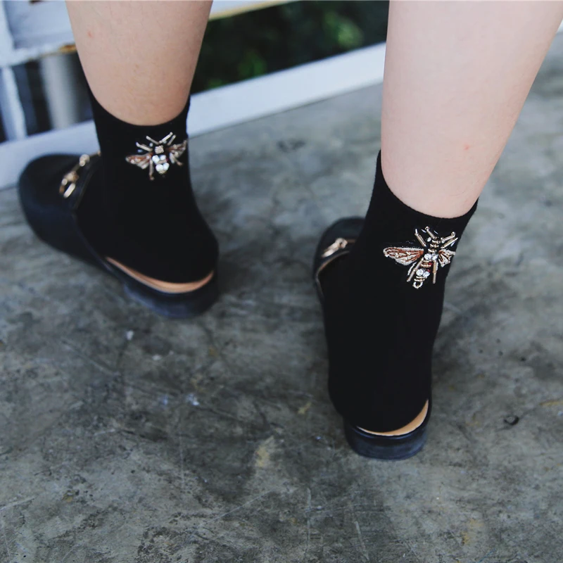 Vintage Fly Patterned Cool Harajuku Socks Women Fashion Rhinhstone Short Black Socks Hipster Female Funny Animal Socks
