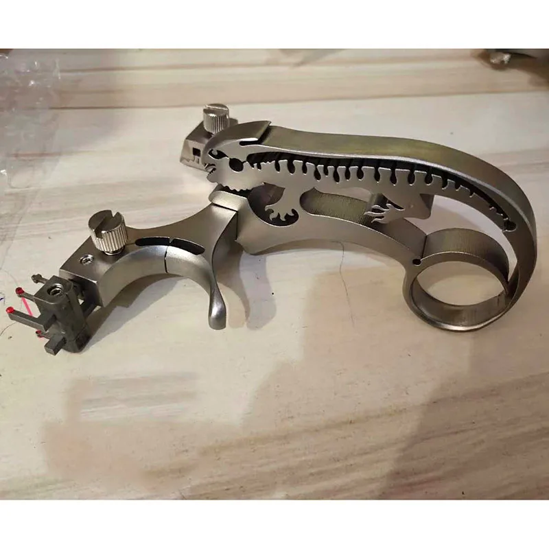 Hunting Slingshot Catapult Stainless Steel lizard with Aim Outdoor Shooting Handheld Slingshots with Rubber Band New 2018 Hunting Slingshot Catapult Stainless Steel lizard with Aim Outdoor Shooting Handheld Slingshots with Rubber Band New 2018