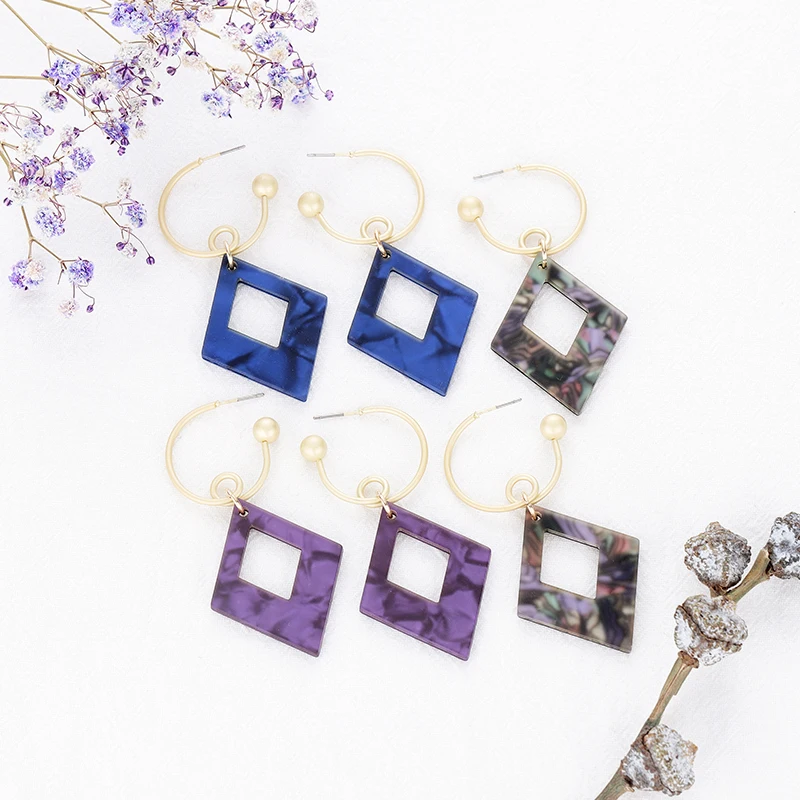 

New Long Hollow Square Geometric Drop Earrings for Women Acrylic Metal Alloy Gold Earrings Party Retro Jewelry Women Accessories
