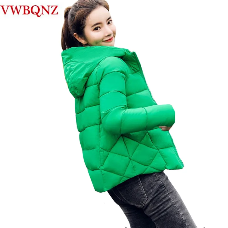 

2019 Winter Women Down cotton Hooded Jacket Warm Outerwear Fashion Casual Loose Student Jacket Slim Short Top Bread clothing
