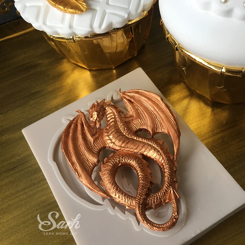 

Dragon Totem Coat of Arms Shape Fondant Cake Molds Chocolate Mold for the Kitchen Baking Decoration and Tool M1252_A