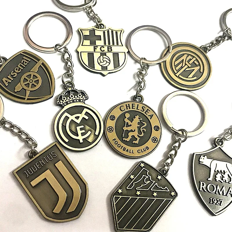 

2019 Hot Europe's Football Leagues Soccer Club Logo Bronze Keychains Vintage Spanish La Liga Football Club Keychain Chaveiro Men