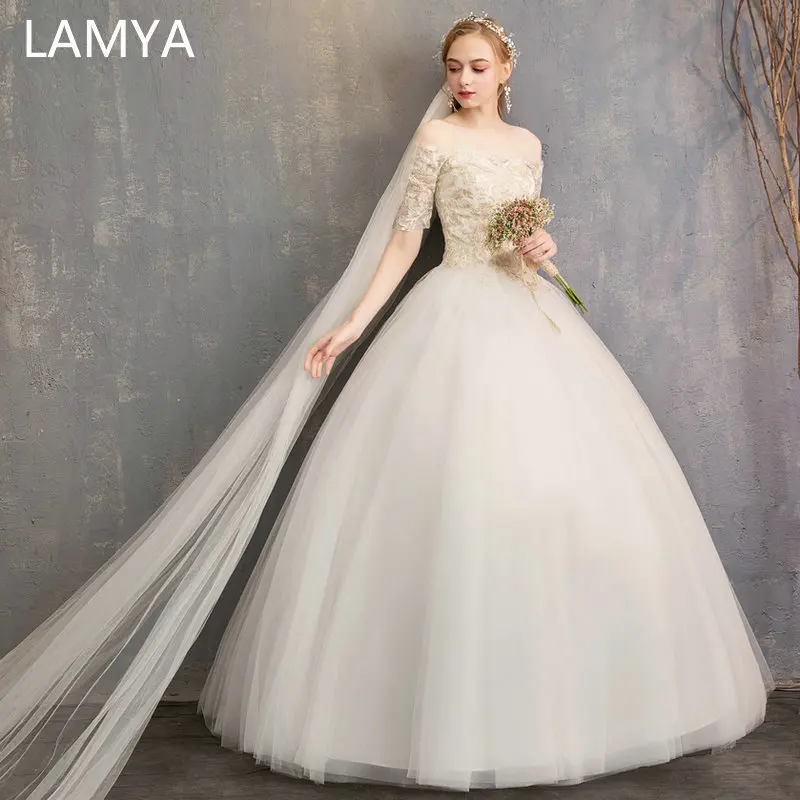 

LAMYA 2019 Luxury Short Lace Sleeve Wedding Dresses Princess Boat Neck Bridal Gown Women Elegant Wed Dresses Vestidos De Noiva