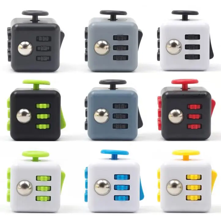 

3.3*3.3cm Magic Cube Anxiolytic Stress Relief Toys Fun Decompression Cube Toy 11 Color Children Gift