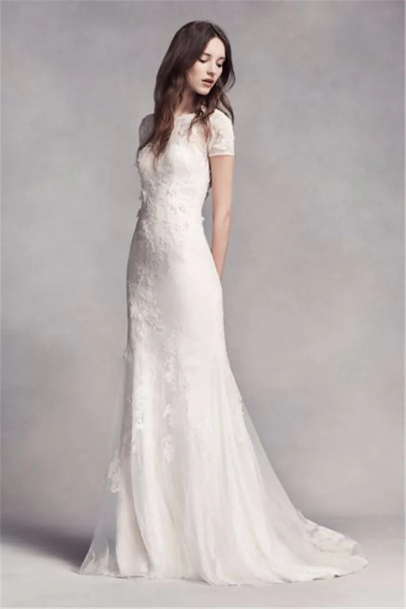 

Short Sleeve Lace Wedding Dress High Neckline Wedding Dress VW351312 3D Lace Floral Applique Mermaid Bridal Dress