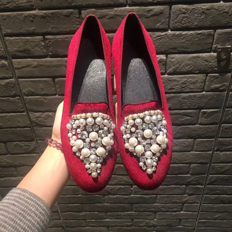 

2019 New Spring Summer Shoes Woman Shallow Round Toe Pearls Loafers Designer Velvet Slip On Lazy Flats Casual Woman Shoes Tide