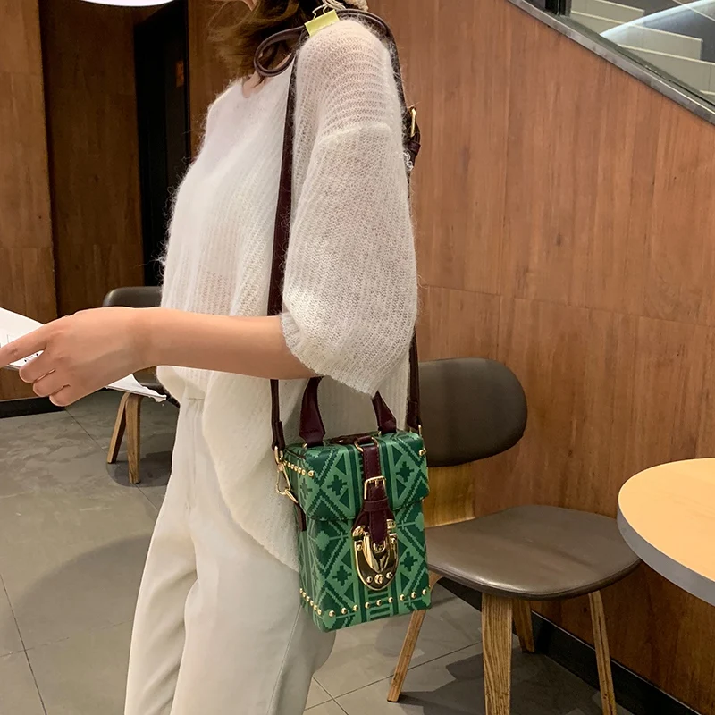 

JHD-Fashion Atmosphere Box Package Square Bag Korean Version Of The Wild Messenger Bag Square Mobile Messenger Bag