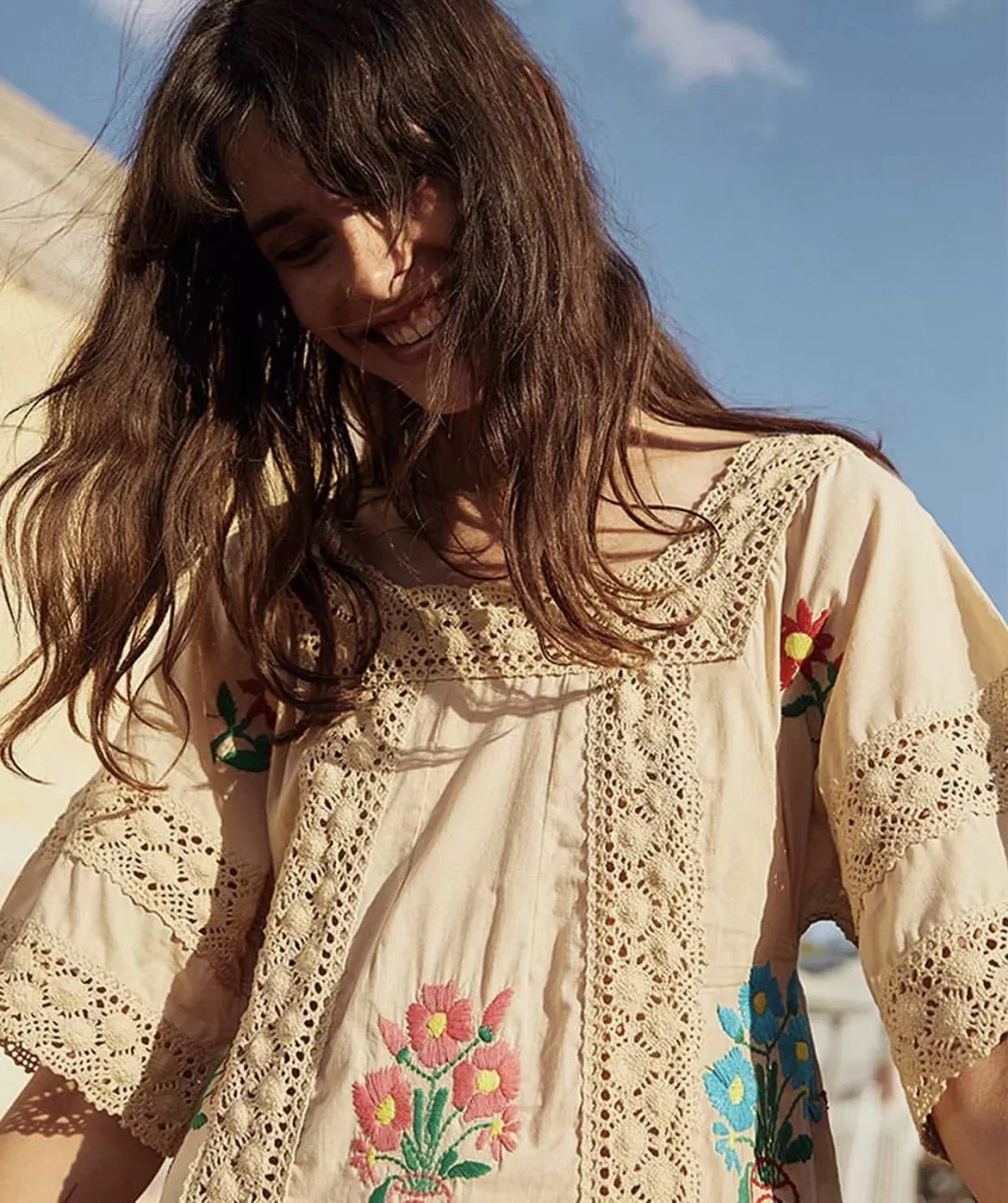 

2019 Bohemian Floral Embroidery Dresses Summer Fashion Lace Dress Loose Women's Dresses Cotton Vintage Ethnic Dress Robes