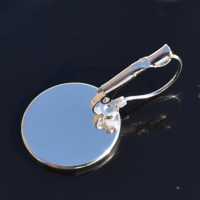 silver Earring detail 5