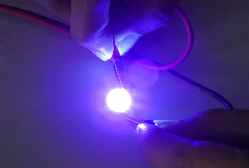 cree 395nm uv light (1)