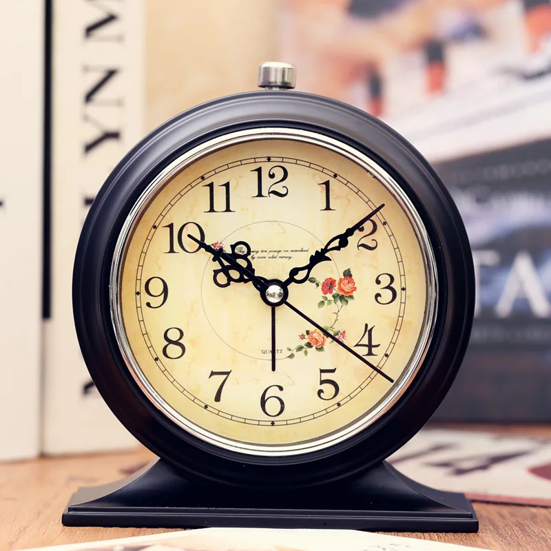 Metal Mute Alarm Clock Creative Student Bed Luminous Small Alarm Clock Cartoon Electronic Bedroom Children's Desk Clock