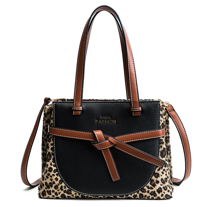 

British Fashion Retro Female Handbag 2018 New High-quality PU Leather Women bag Rivet Tote bag Portable Shoulder Messenger Bag