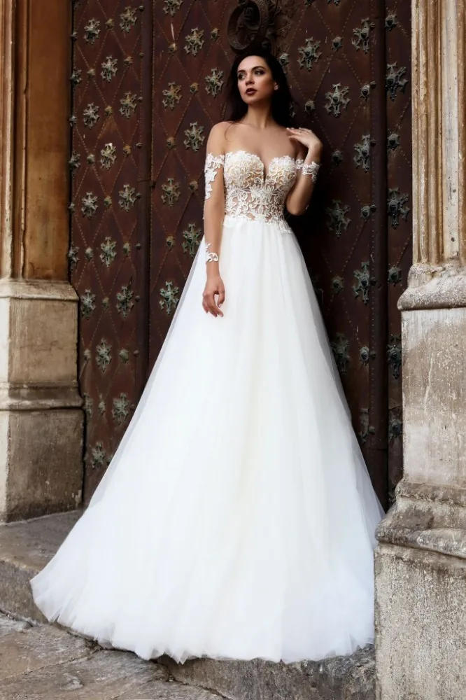 

Vivian's Bridal 2019 Fluffy Layers Tulle A-line Wedding Dress Sexy Sweetheart Off Shoulder Illusion Sleeve Backless Bridal Dress