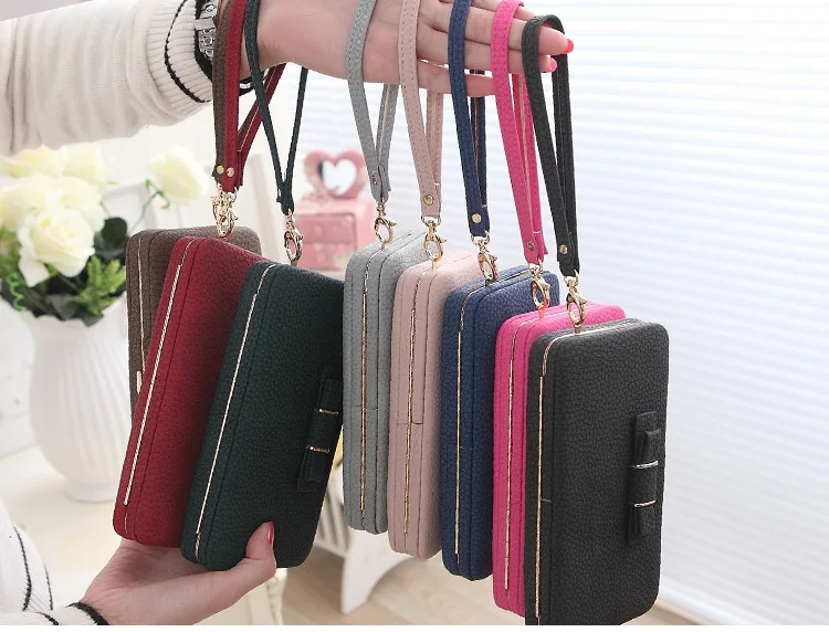 2705825593_1828403362