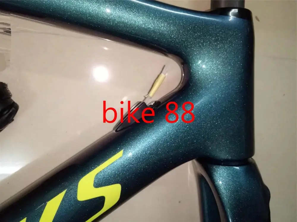 

Chameleon colour awst road bike frameset bike carbon frame in bicycle +seatpost+frok+stem+ headset blue color cycling frameset
