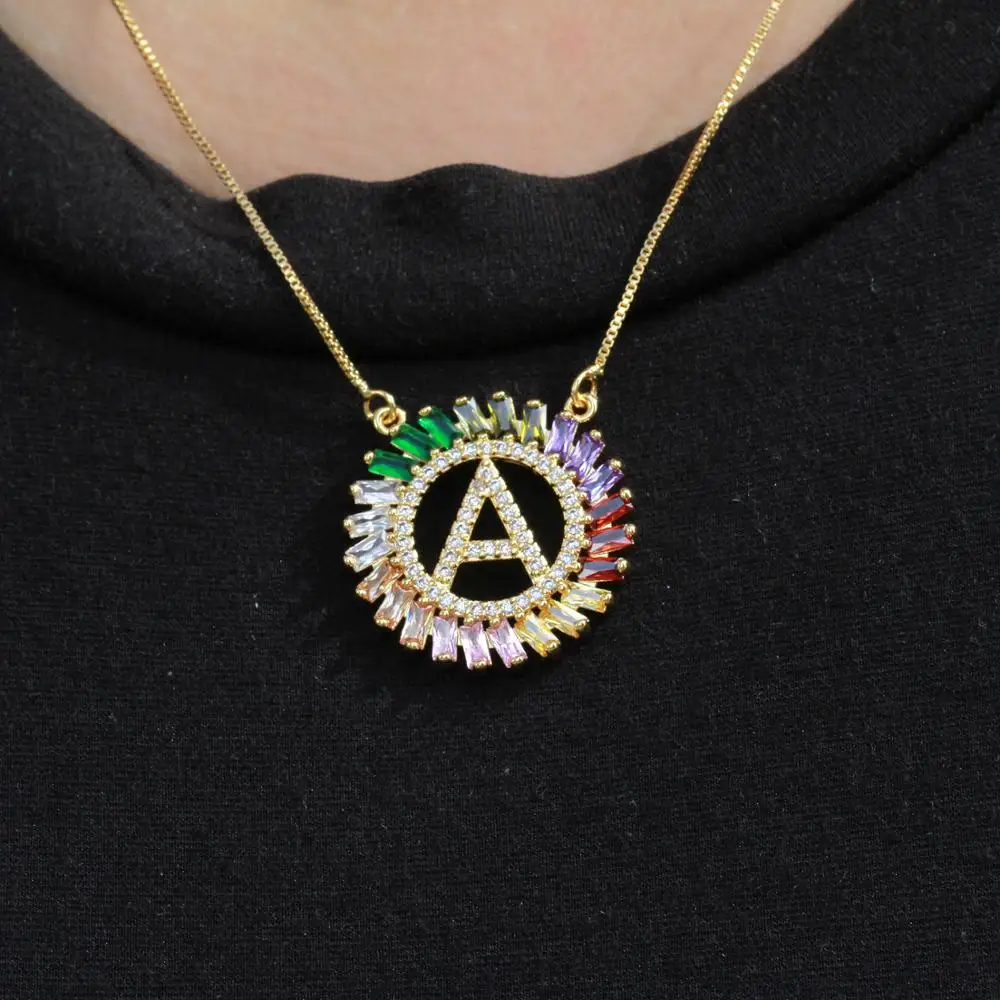 Очаровательное Радужное ожерелье Baguetee, CZ кубический цирконий, 26 инициалов, A до Z, ожерелье с подвеской, женская мода, праздничный подарок