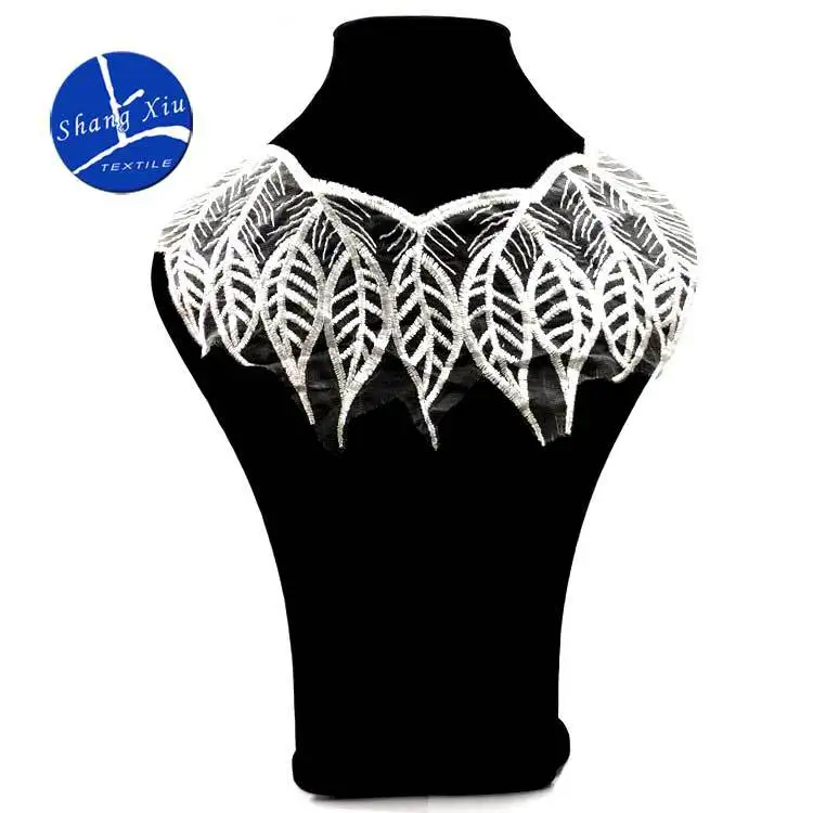 Water-soluble lace breast polyester silk embroidered collar net bottom embroidered collar fake collar - Цвет: Белый