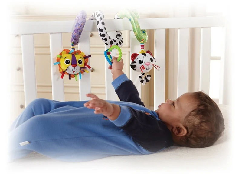 Милые игрушки для младенцев, детские игрушки, подвижная спиральная кровать и коляска, набор игрушек, висячий колокольчик, погремушка для детской кроватки, игрушки для малышей