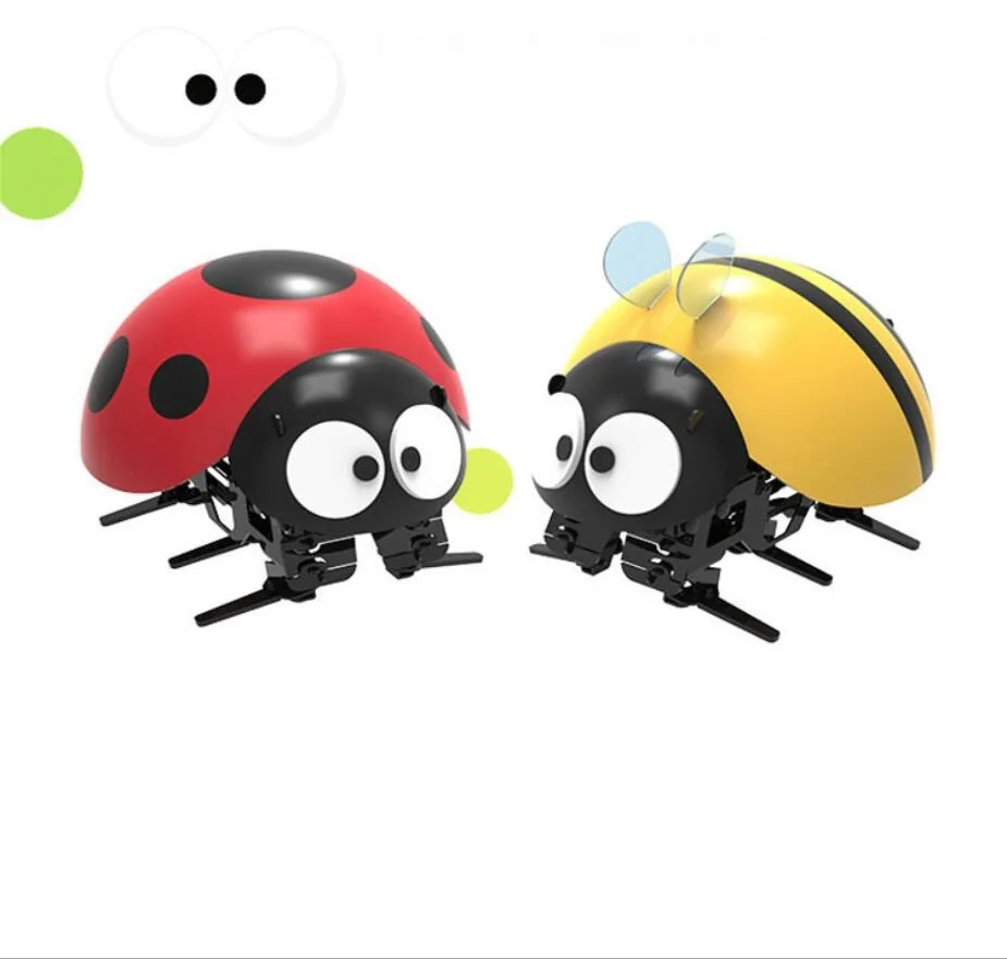 Remote control car touches seven-star ladybug to tickle robot remote control toy car toy for children