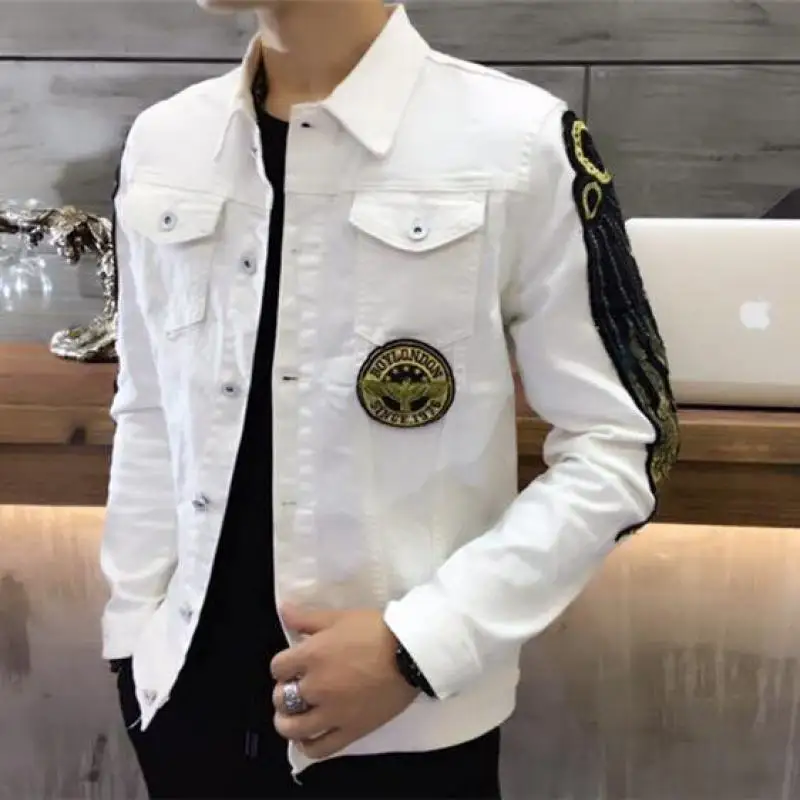 

New Fashion Men Denim Jackets Slim Fit Spring Autumn Jeans Jacket Red Turn Down Collar Outwear Size M-2XL Feather Patch
