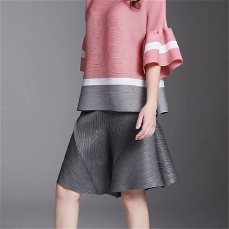 

2019 Summer New Women pants Miyak Pleated Fashion Design Loose Elastic waist Large Size Solid Female Pants Tide