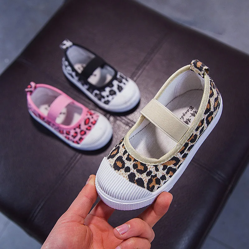 Весенне-осенние кроссовки для девочек с леопардовым принтом; детская парусиновая обувь; лофтеры для девочек; нескользящие повседневные кроссовки для детей
