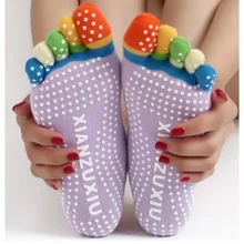 High Quality 5 Toes Cotton Yoga Sports Socks Exercise Pilates Massage non-slip Five Fingers Socks s3