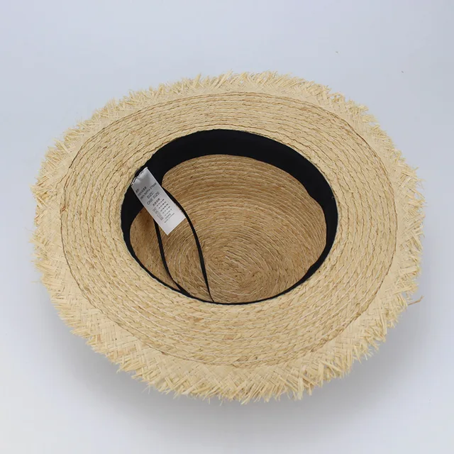 여성 여름 해변 라피아 데님 블루 리본 모자는 여름 시즌에 어울리는 패션 아이템입니다.