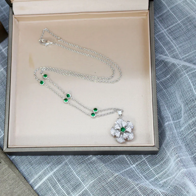 SLJELY Настоящее 925 пробы серебро циркон цветок кулон ожерелье с зеленым/красным CZ для женщин вечерние изысканные роскошные брендовые ювелирные изделия