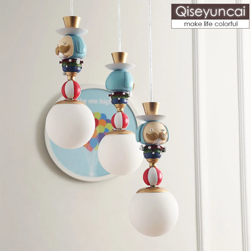 

Qiseyuncai клоун скандинавский Инс детская комната люстра для мальчиков и девочек спальня прикроватная лампа Шоурум прилавк лампы Бесплатная доставка