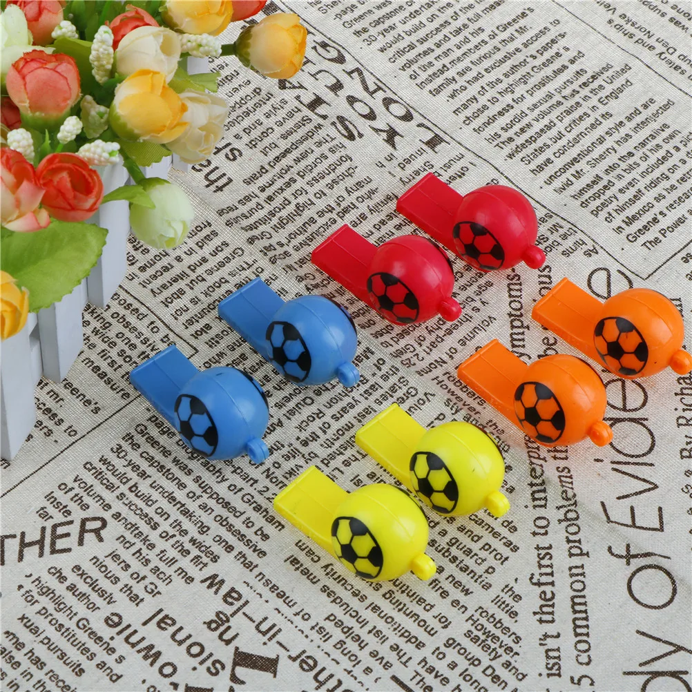 Новая распродажа 8 шт./лот Детская пластиковые свистки игрушки Обучение Футбол свисток выживания Открытый Черлидинг игрушки