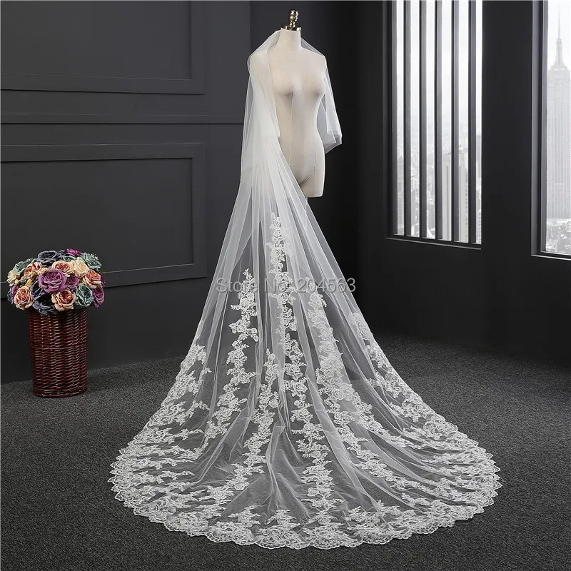 

Two-Layer White or Ivory 3 Meters Long Wedding Veils Tulle Veil for Bride with Comb HL2019