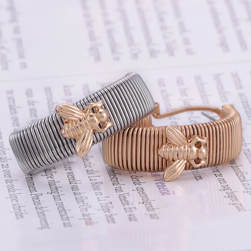 Sehuoran Bee Wedding Oorbellen Zinc Alloy Round Stud Earrings For Women Statements Earrings Fashion JEwelry Wholesale (5)