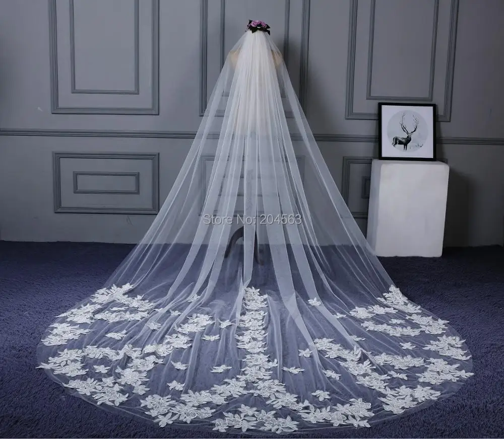 

One-Layer Wedding Veil with Appliques Stunning Bridal Cathedral Veils with Comb and Flowers YHG2019