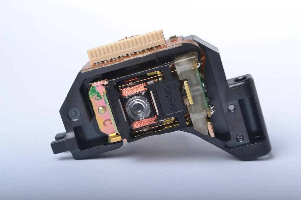 

Original SF-P151 16Pin CDR Laser Lens for SANYO SF P151 SFP 151 SFP151 VRDS-8