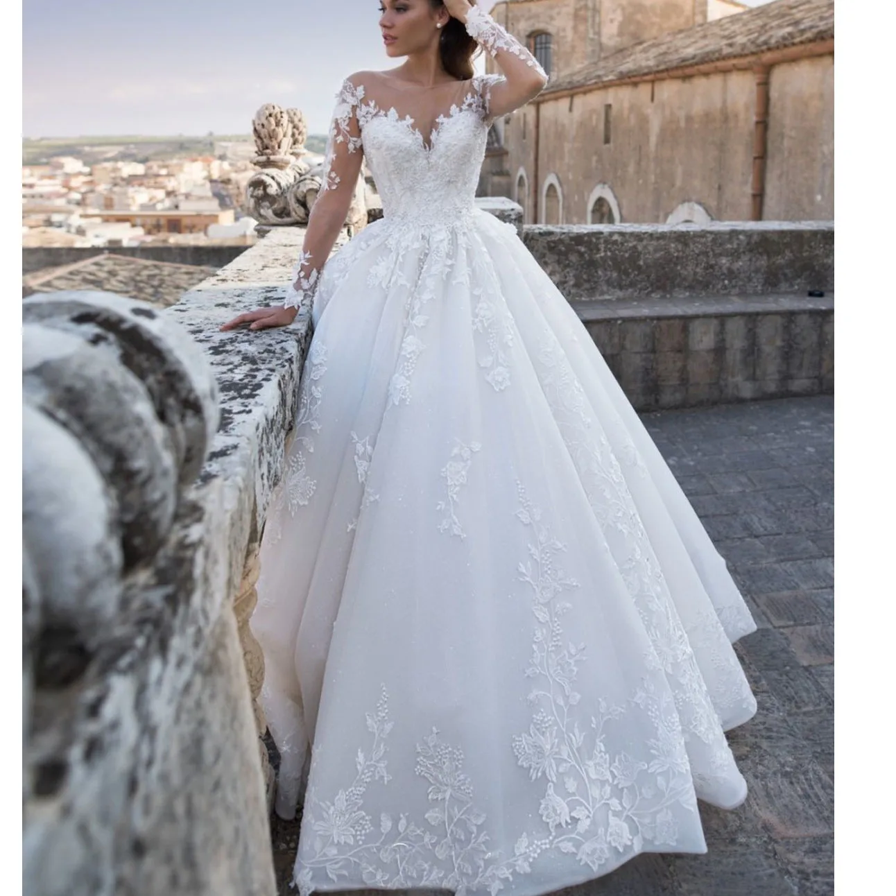 Dubai Africa Long Sleeve Tulle Wedding Dress Court Train Bridal Gowns Vintage Lace Princess Wedding Dresses Robe De Mariee