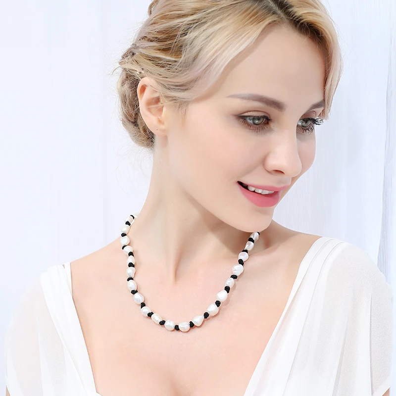 

DAIMI 10-11mm Baroque Pearl Necklace White Pearl & Leather Women Necklace