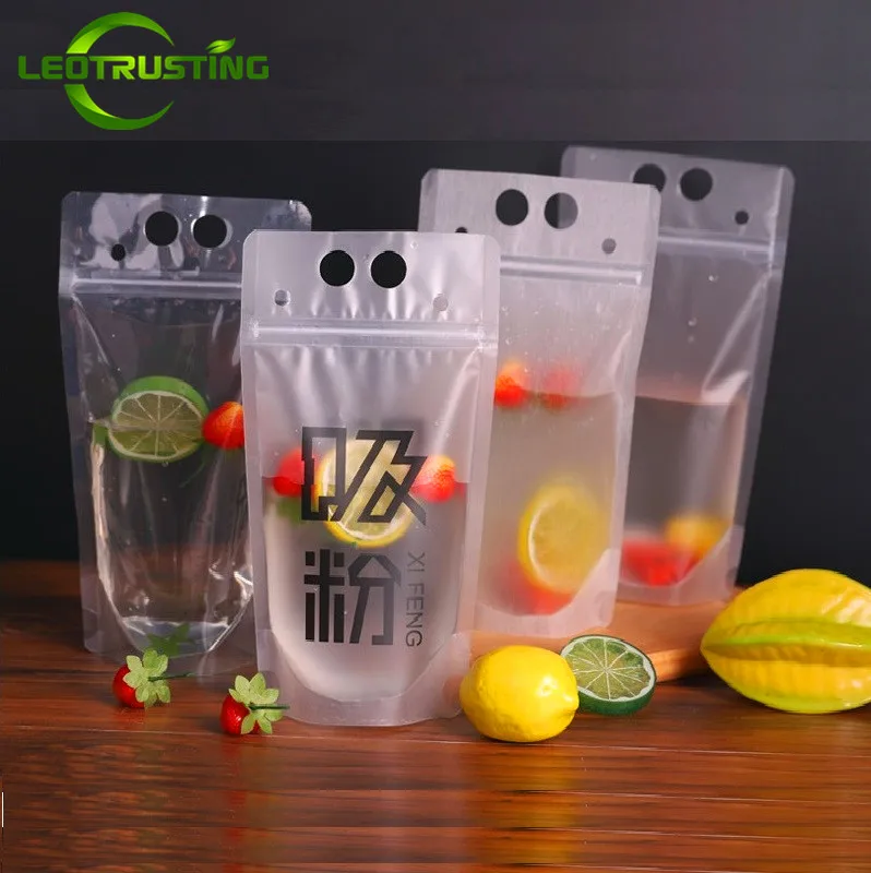 

Leotrusting 50pcs 300-500ml Handle Plastic Beverage Bag Clear/Matte Juice Milk Coffee Drinking Bag Party Wedding Beverage Pouch