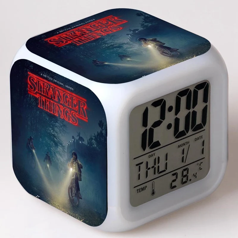 

Stranger Things 2019 America Movie TV reloj despertador 7 Color Flash Alarm Clock wekker reveil Digital despertador de cabeceira
