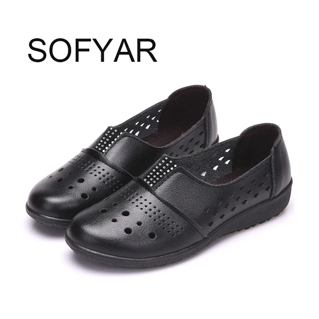 Spring summer new women's cool shoes elderly mother soft bottom old