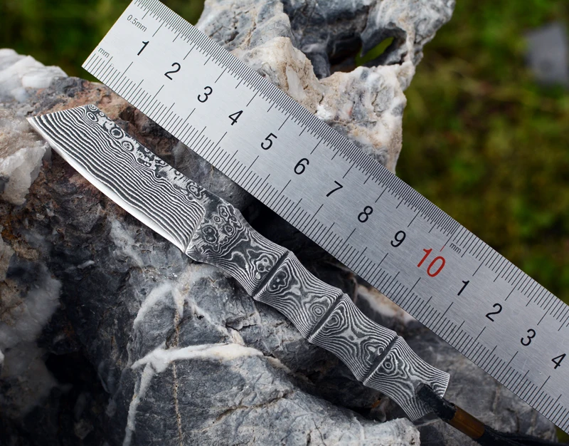 

Voltron Day High Damascus Steel Straight Knife Collection Gift Outdoor Camping Multifunction Knife